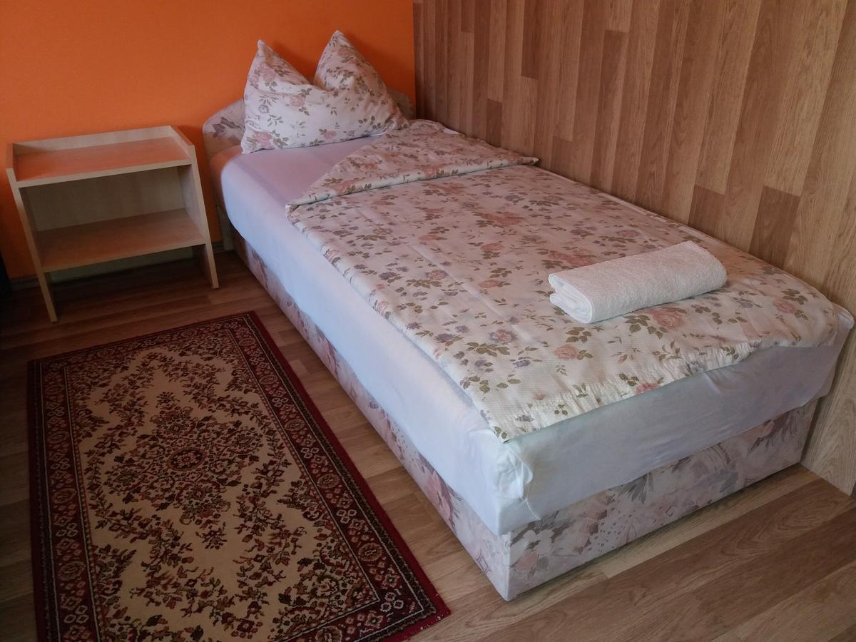 Hajas Familia Kiado Szobak Balatonmáriafürdő 외부 사진